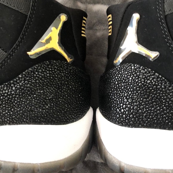 Woman’s air Jordan 11 retro prem HC - Picture 4 of 7